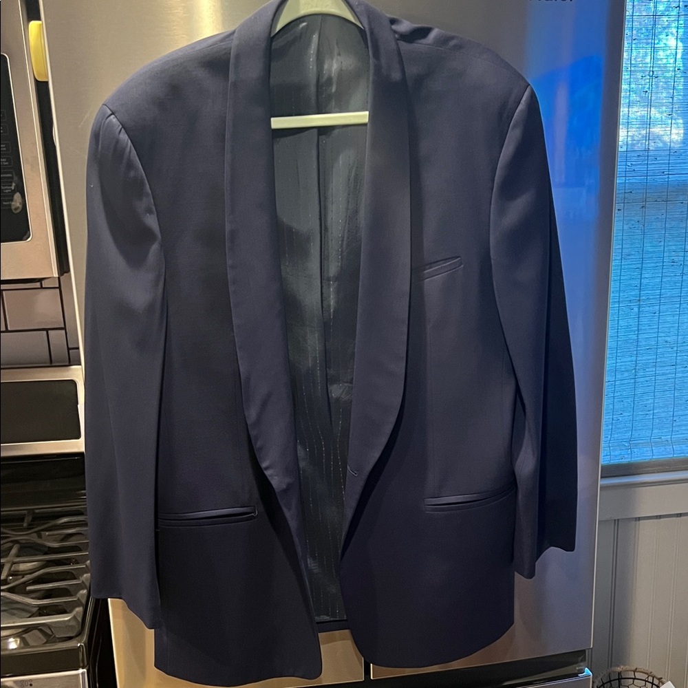Elegant Midnight Blue Men's Blazer